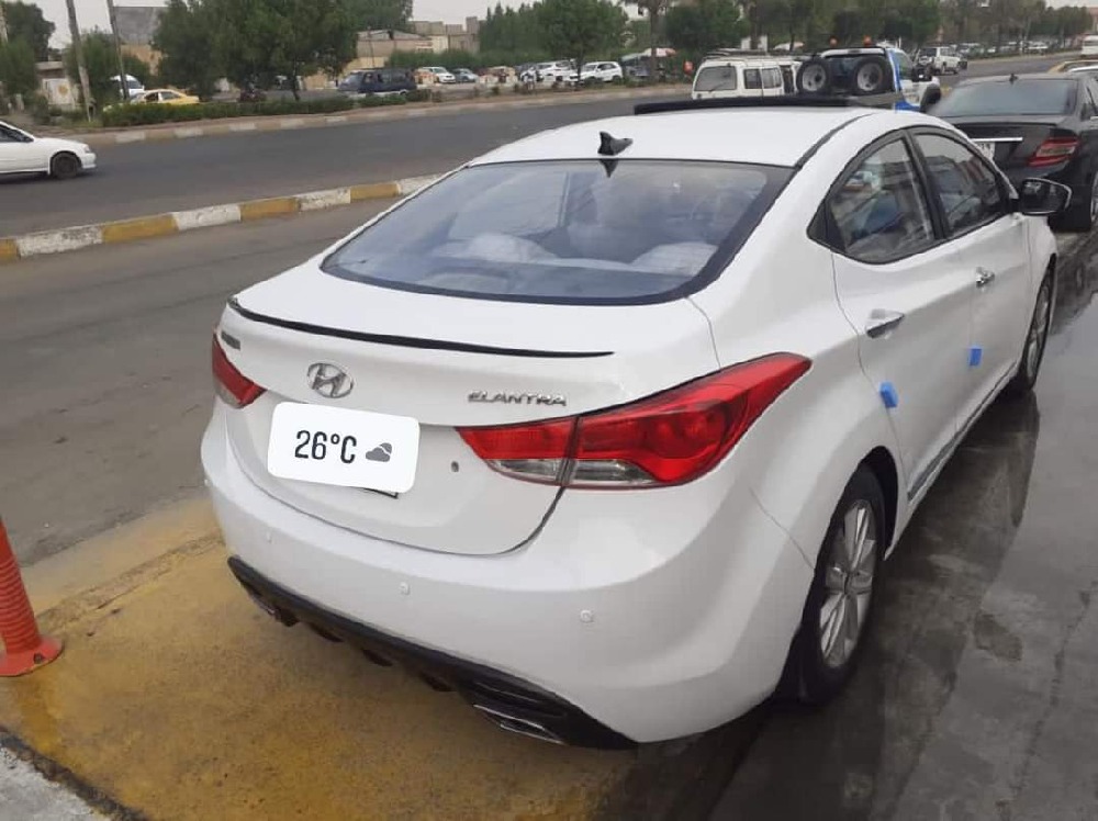 هیوندای ئەلەنترا